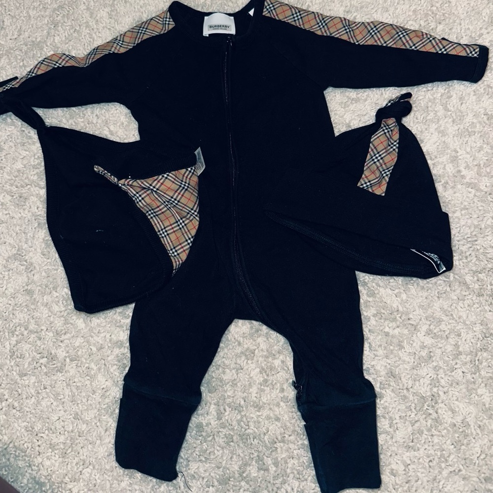 3piece Burberry outfit